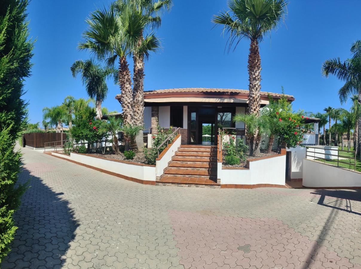 Residence Hydria Кампофеличе-ди-Роччелла Экстерьер фото