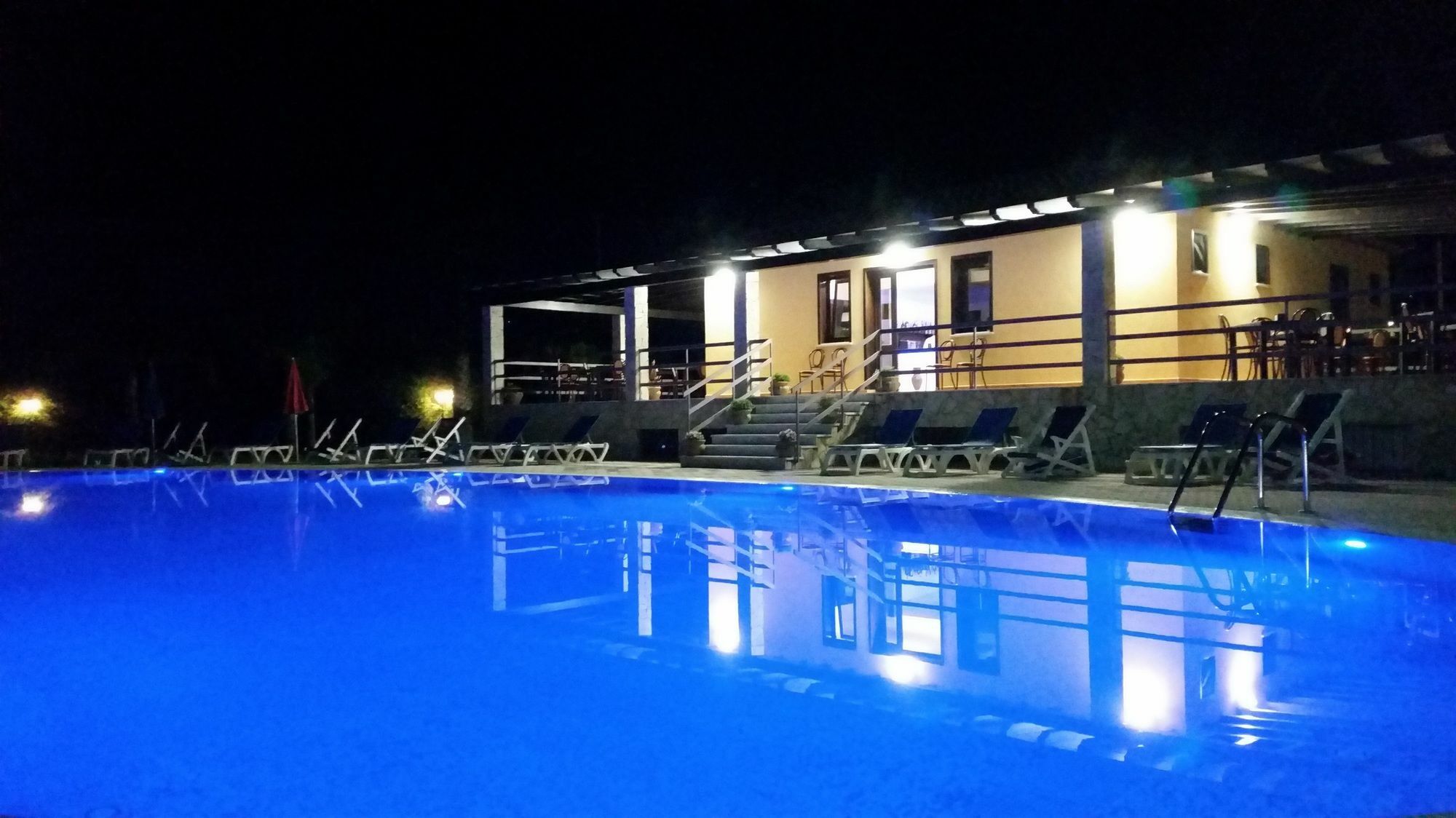 Residence Hydria Кампофеличе-ди-Роччелла Экстерьер фото