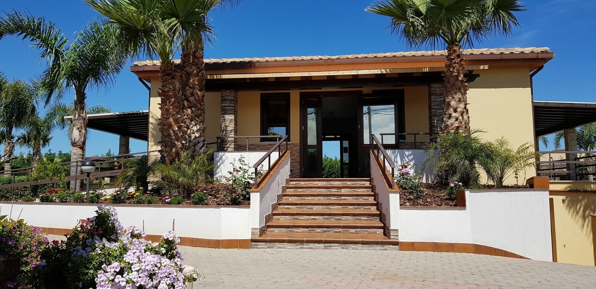 Residence Hydria Кампофеличе-ди-Роччелла Экстерьер фото